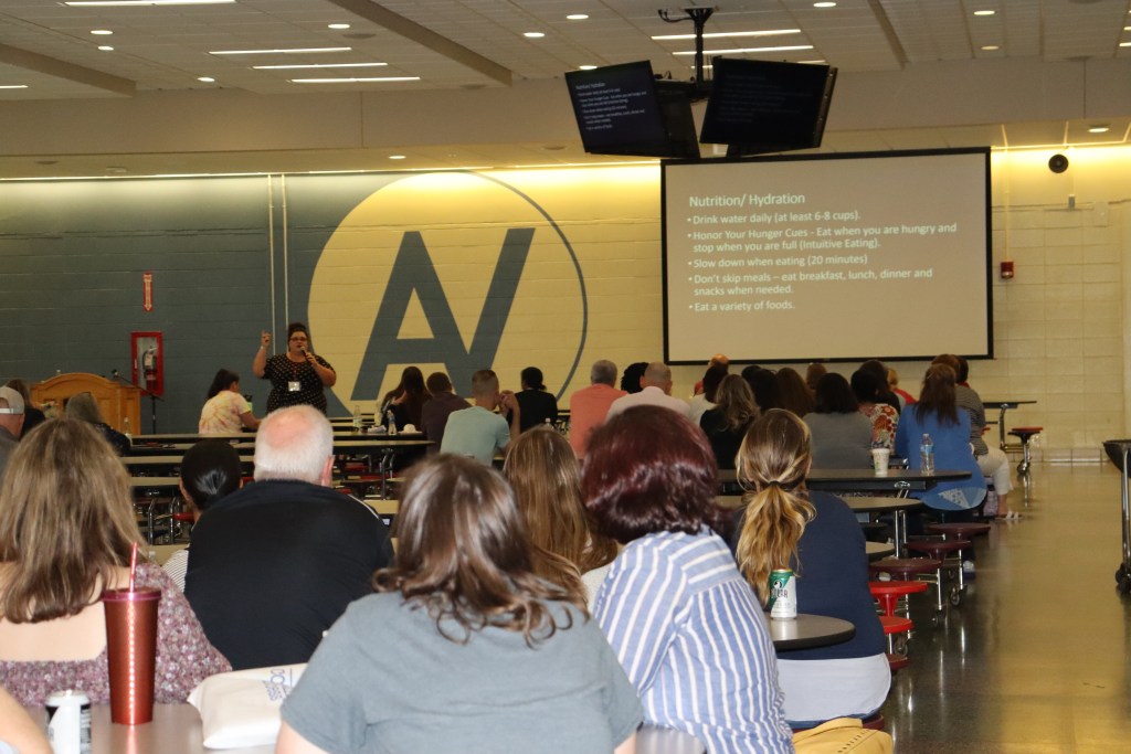 Dr. MC shares self-care nutrition and hydration tips at MAVA's Connecting for Success Conference